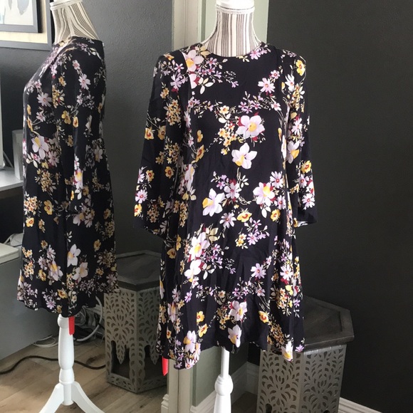 🔥Yumi Kim, black floral, flying trapeze dress